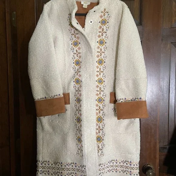 Maeve Embroidered Sherpa Coat - Picture 7 of 9